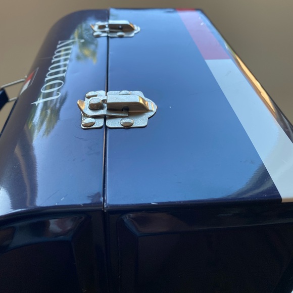 Vintage Tommy Hilfiger lunch box - Picture 7 of 11